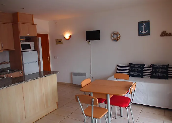 Апартаменты Miramar 21c